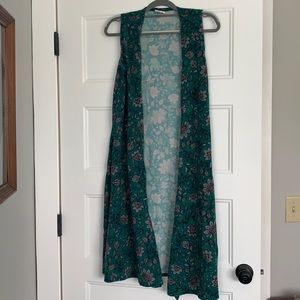 LuluRoe cardigan w/side slit. Size sm. Euc